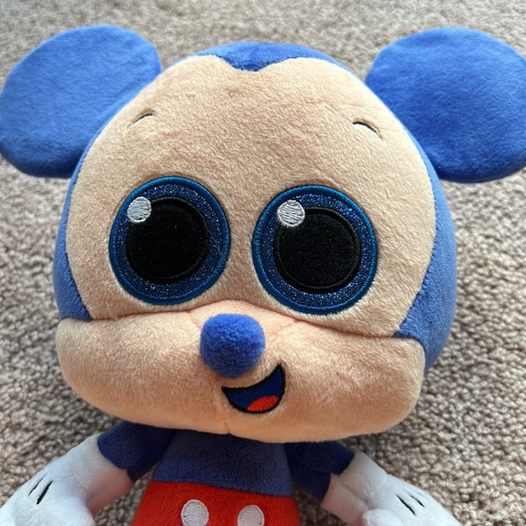 Mickey Mouse - Picture 2 of 6